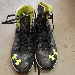 Youth UA Football Cleats